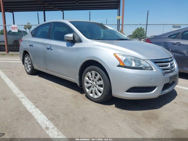 Salvage Nissan Sentra Image
