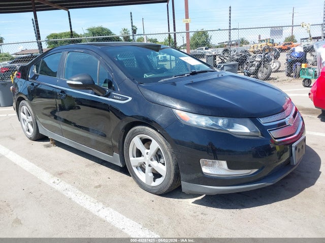Salvage Chevrolet Volt Image