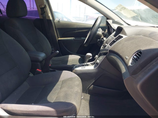 Chevrolet Cruze 1lt Auto