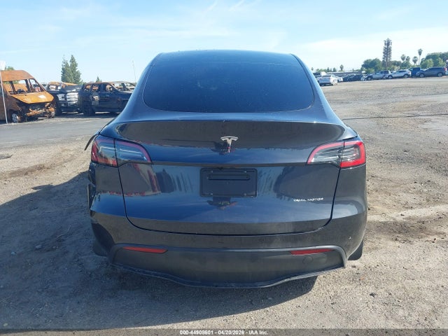 Tesla Model Y Long Range Dual Motor All-wheel Drive
