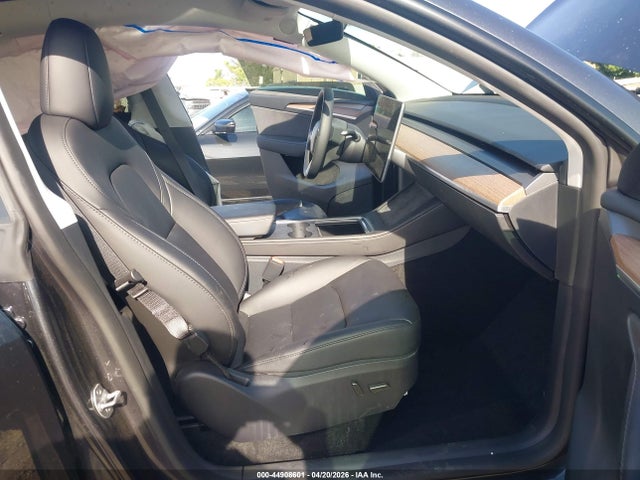 Tesla Model Y Long Range Dual Motor All-wheel Drive