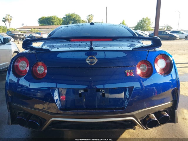 Nissan GT-R Premium