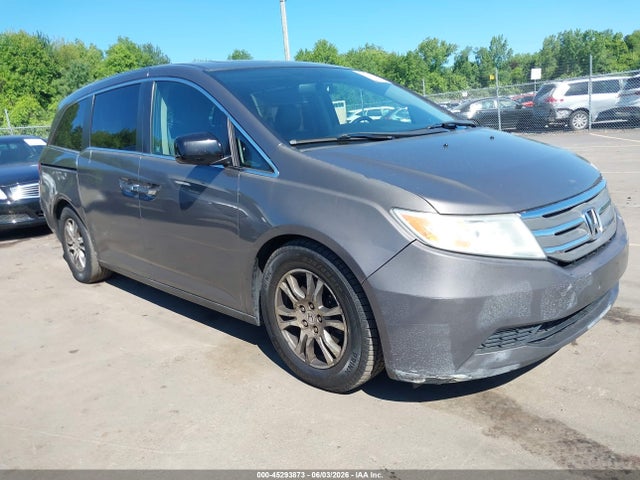 Salvage Honda Odyssey Image