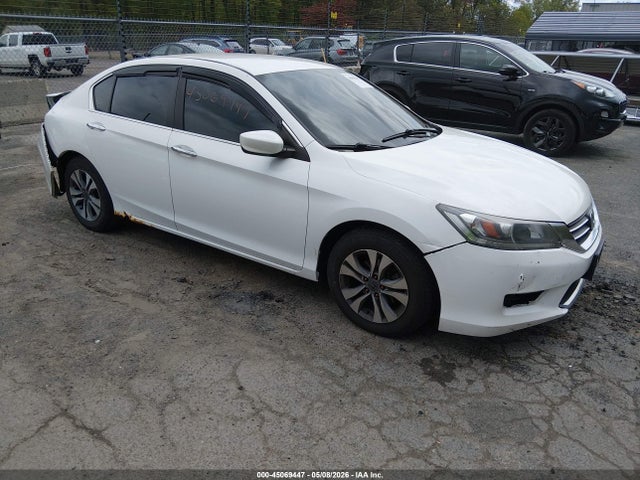 Salvage Honda Accord Image