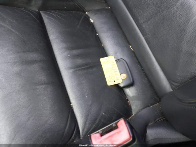 Volkswagen Golf 4-door