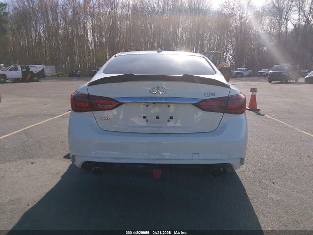 INFINITI Q50 3.0t Luxe