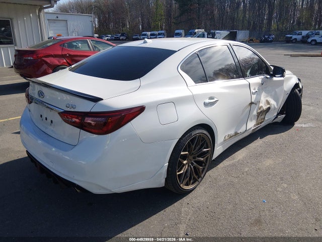 INFINITI Q50 3.0t Luxe