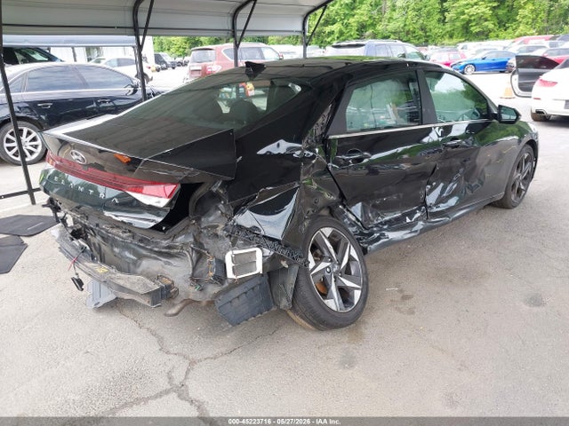 Hyundai ELANTRA Sel