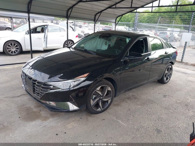 Hyundai ELANTRA Sel