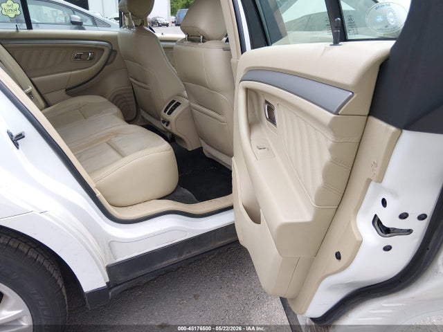 Ford Taurus Sel