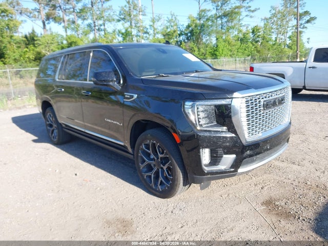 Salvage GMC Yukon Image