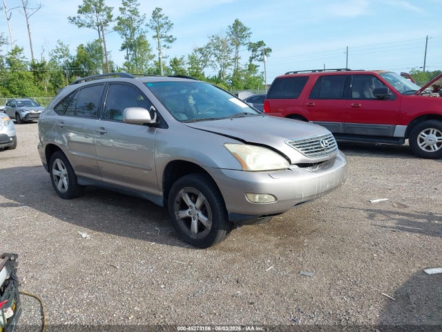 Salvage Lexus RX Image