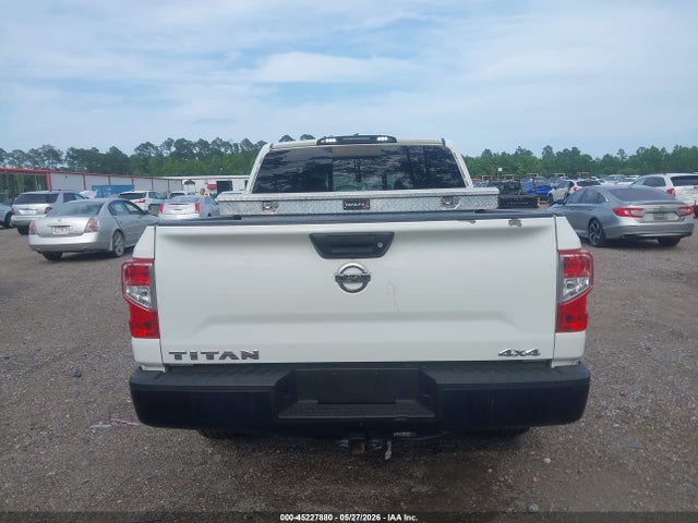 Nissan Titan S