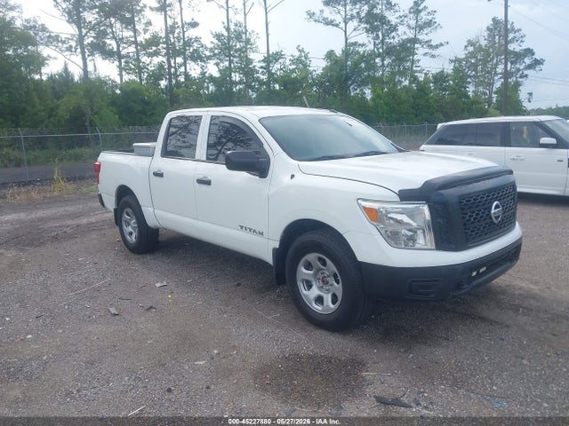 Salvage Nissan Titan Image