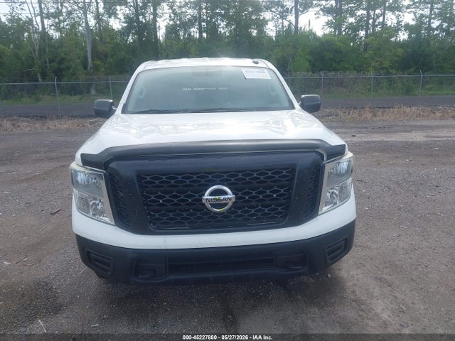 Nissan Titan S