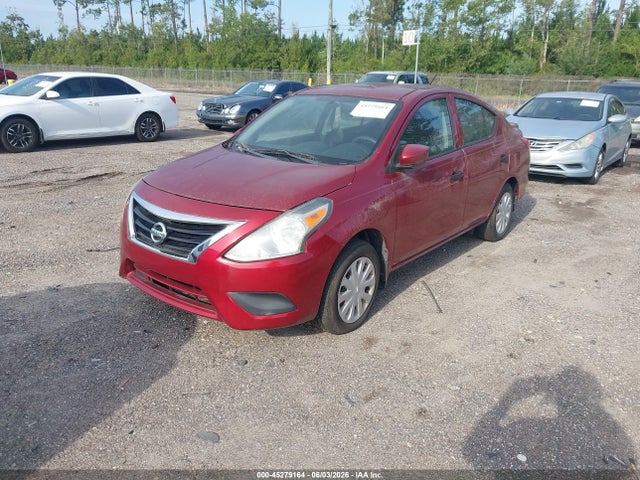 Nissan Versa 1.6 S+