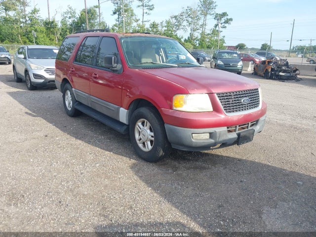 Salvage Ford Expedition Image