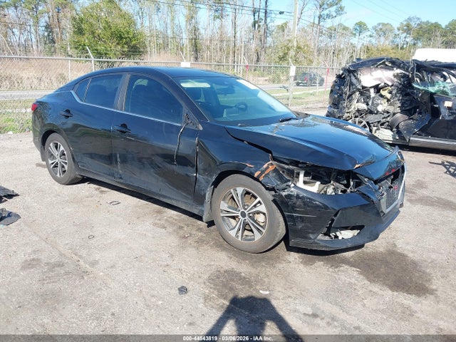 Salvage Nissan Sentra Image