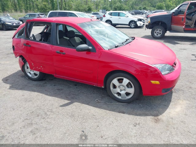 Salvage Ford Focus Image