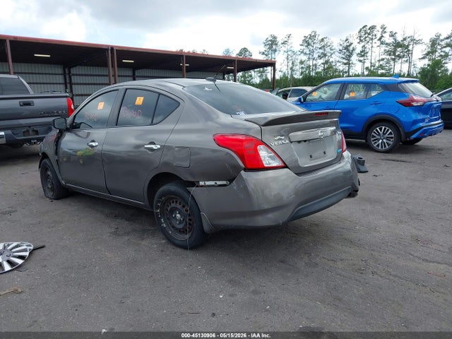 Nissan Versa 1.6 Sv