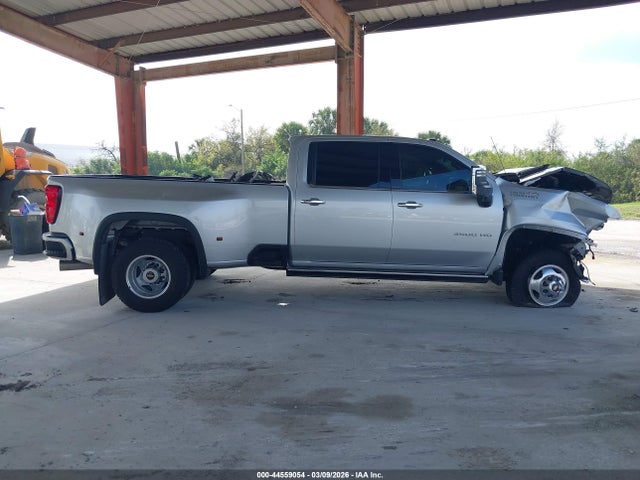 Chevrolet Silverado 3500 4wd  Long Bed High Country