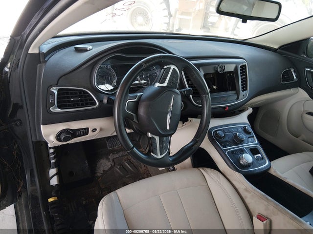 Chrysler 200 Limited