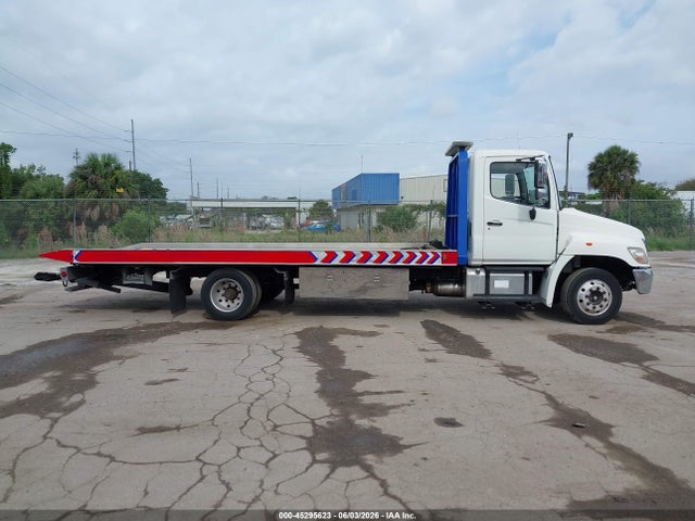 Hino 258