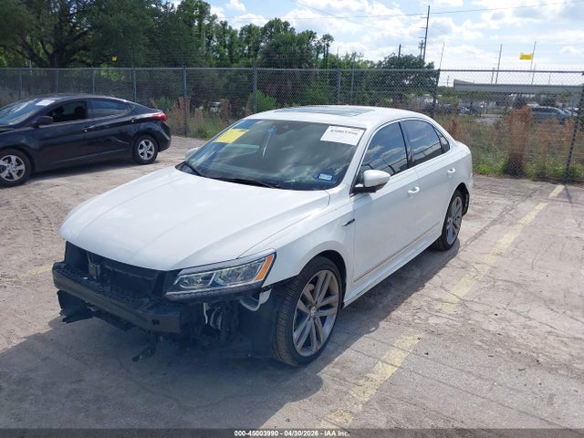 Volkswagen Passat 2.0t Se R-line