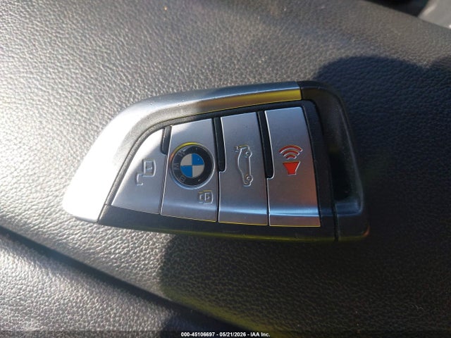 BMW X Series M50i