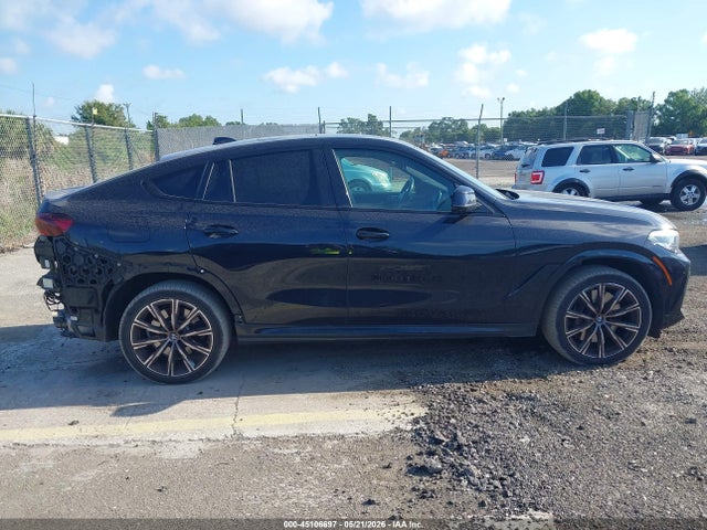BMW X Series M50i