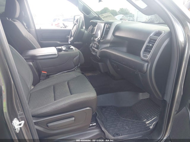 Ram 1500 Tradesman  4x4 6'4 Box