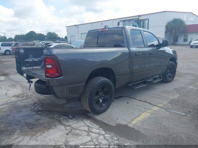 Ram 1500 Tradesman  4x4 6'4 Box