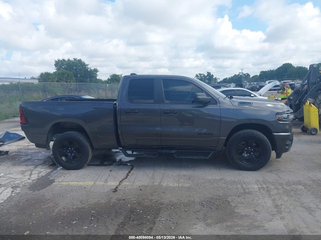 Ram 1500 Tradesman  4x4 6'4 Box