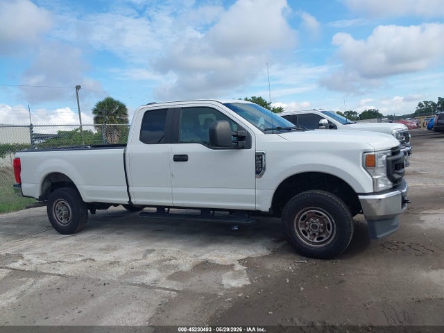 Ford F-250 Xl