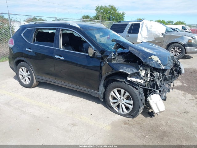 Salvage Nissan Rogue Image