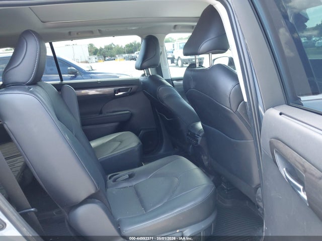Toyota Highlander Platinum