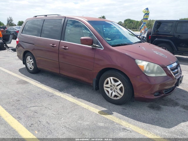Salvage Honda Odyssey Image