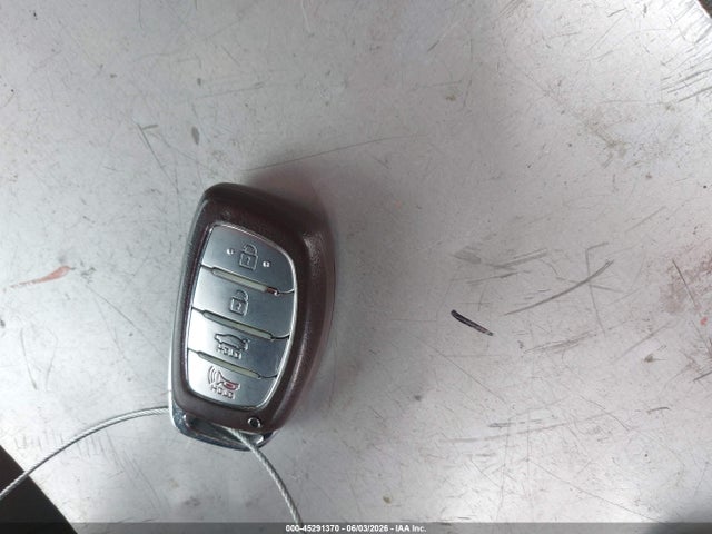 Hyundai ELANTRA Limited