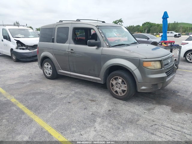 Salvage Honda Element Image