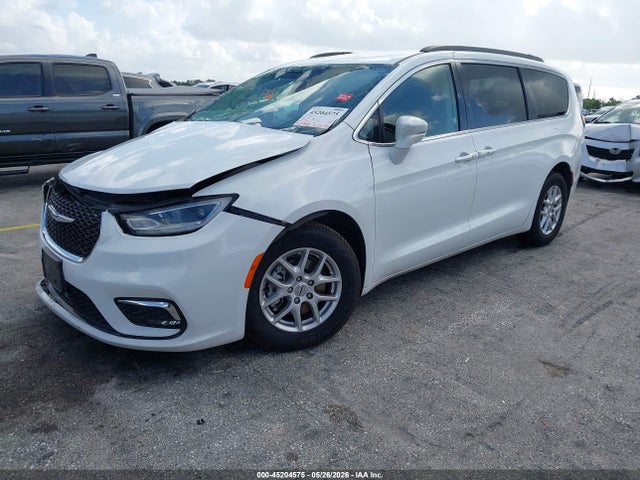 Chrysler Pacifica Touring L