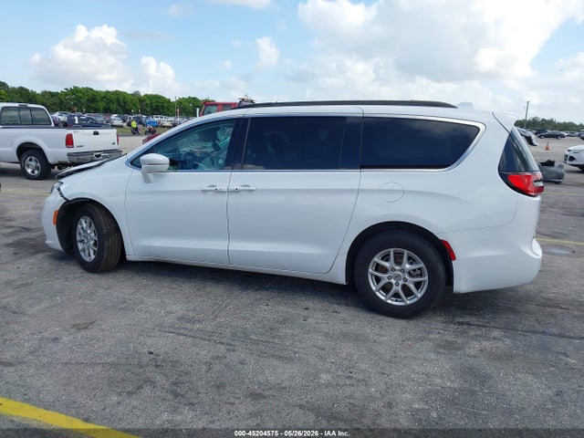 Chrysler Pacifica Touring L
