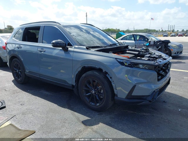 Salvage Honda CR-V Hybrid Image