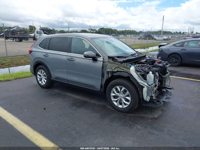 Salvage Honda CR-V Image