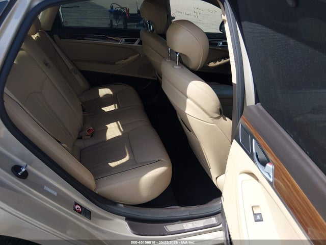 Hyundai Genesis 3.8