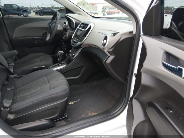 Chevrolet Sonic Lt Auto