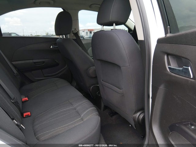 Chevrolet Sonic Lt Auto