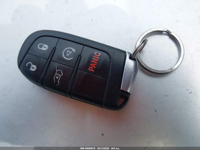 Jeep Grand Cherokee Altitude 4x2