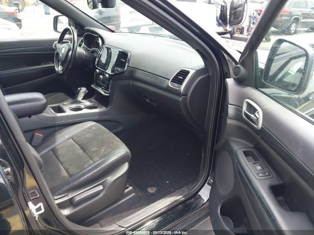 Jeep Grand Cherokee Altitude 4x2
