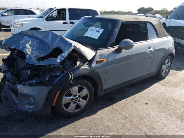 MINI Convertible Cooper