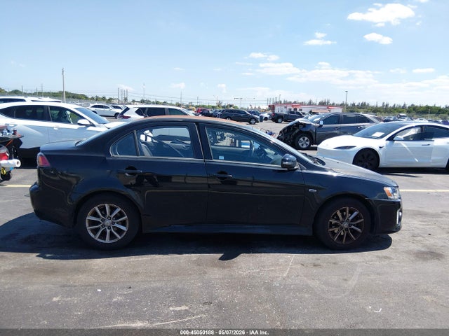 Mitsubishi Lancer Es